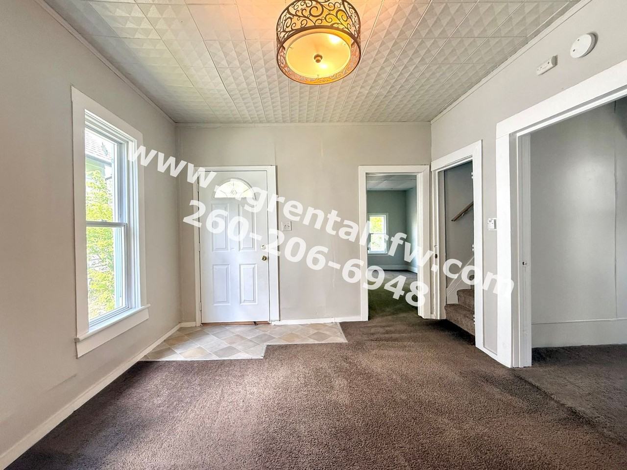 2430 Thompson Ave - Photo 3 of 17