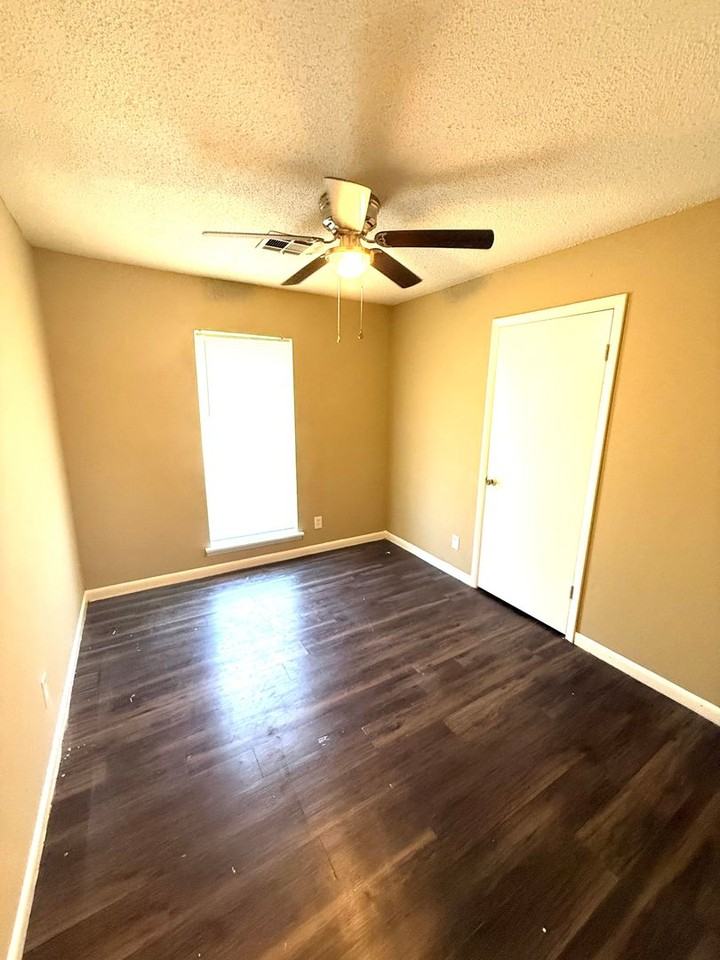 428 Fieldbrook Dr - Photo 6 of 12