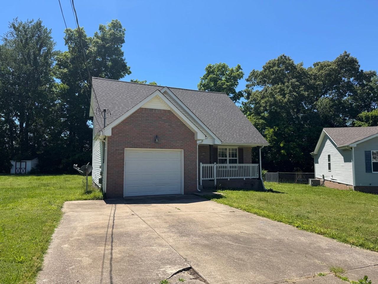 110 Brandi Ct - Photo 2 of 35