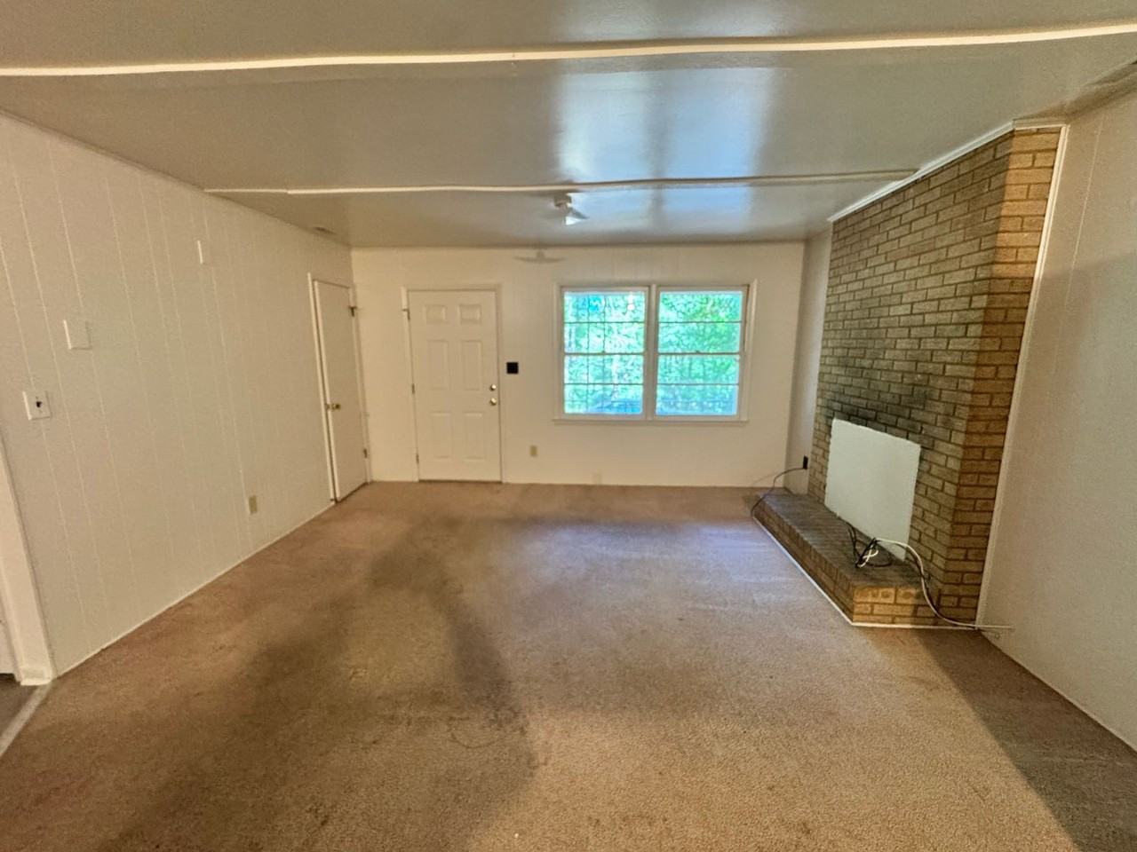 6024 Deep Green Dr - Photo 4 of 24