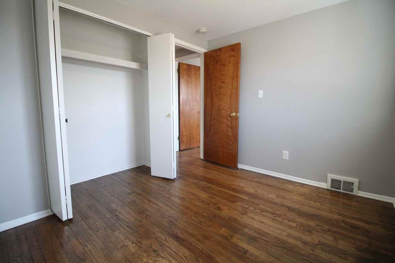 2363 Wilshire St - Photo 6 of 26