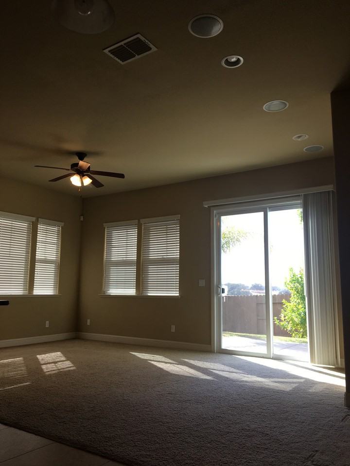 833 Hildebrand Cir - Photo 3 of 35