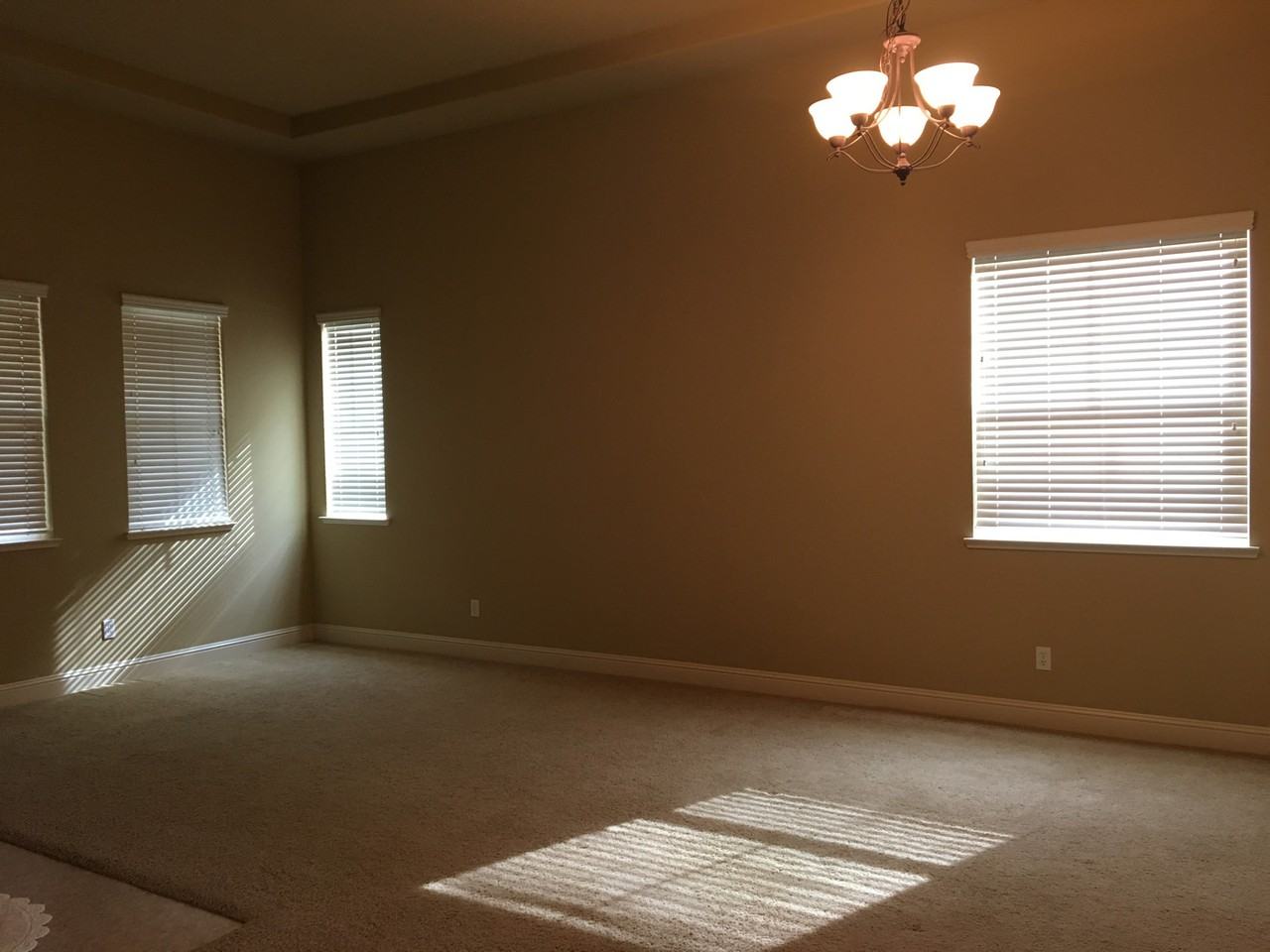 833 Hildebrand Cir - Photo 7 of 35