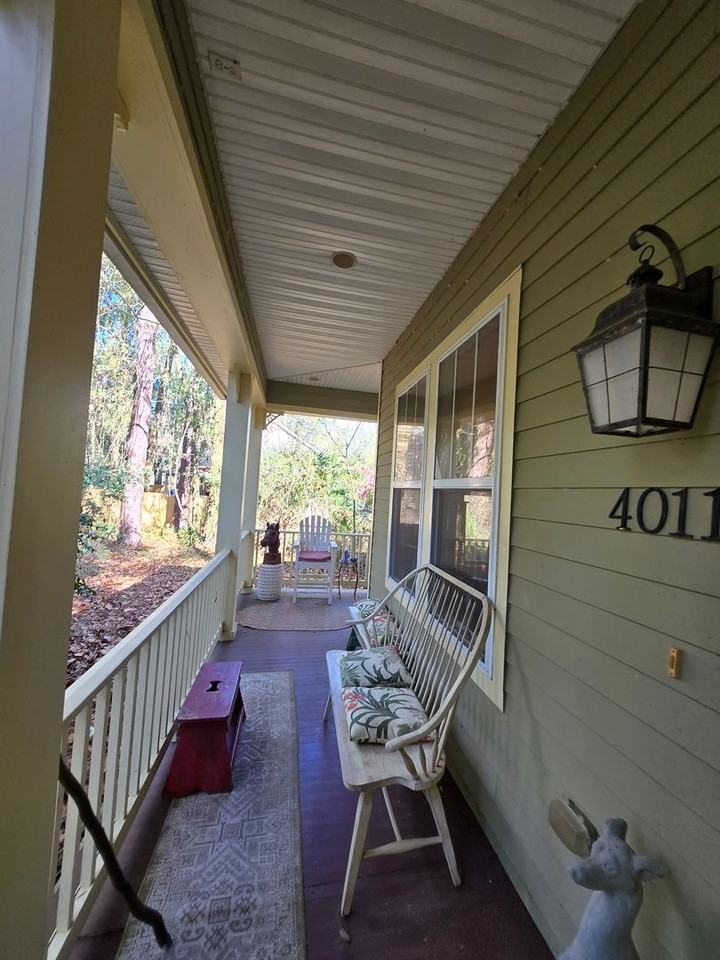 4011 Sw 21st Ter - Photo 3 of 50
