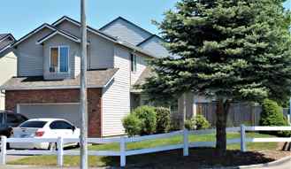 896 Se 74th Ave - Photo 1 of 1