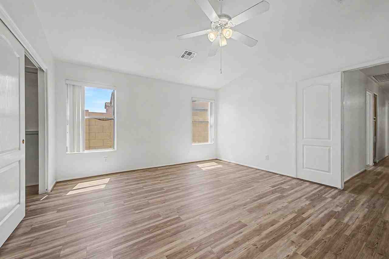 4649 E Augusta Ave - Photo 6 of 14