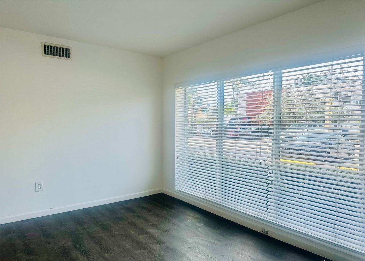 7291 Gary Ave - Photo 3 of 19