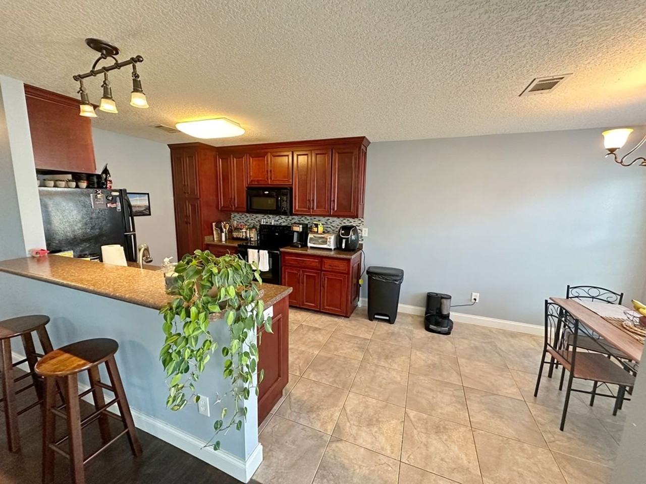5207 Branch Point Dr - Photo 5 of 15