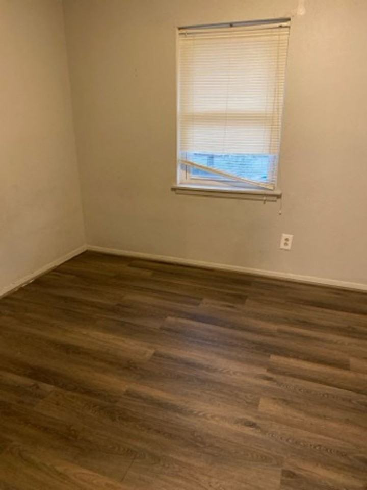 501 N Church St #11 - Photo 7 of 15
