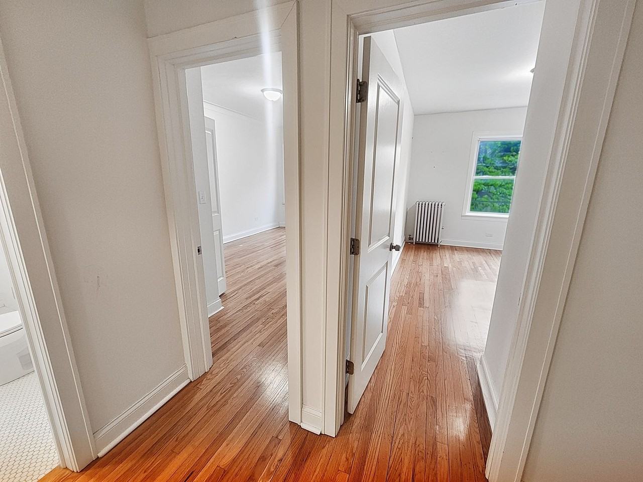 3403 W Balmoral Ave - Photo 3 of 18