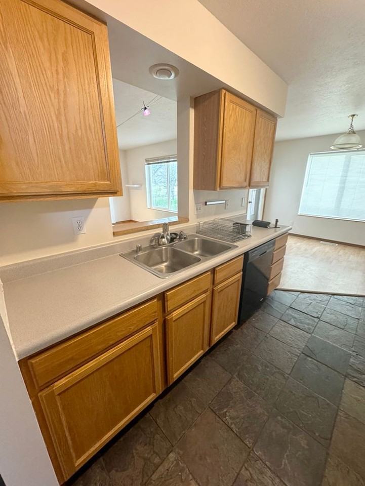 26 N 25th Ave - Photo 3 of 16