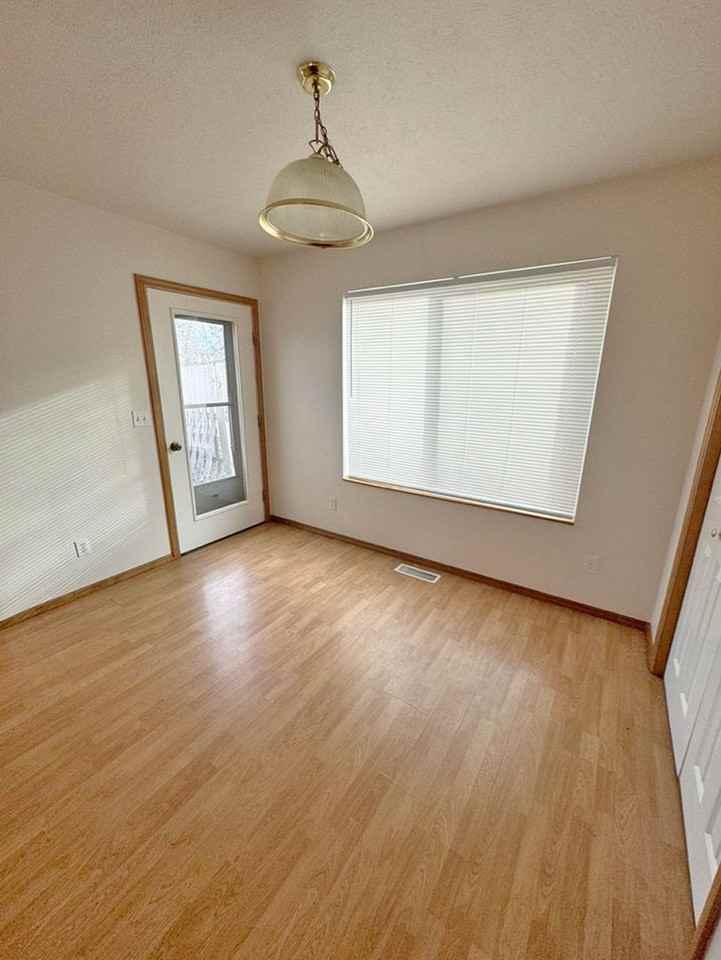 26 N 25th Ave - Photo 5 of 16
