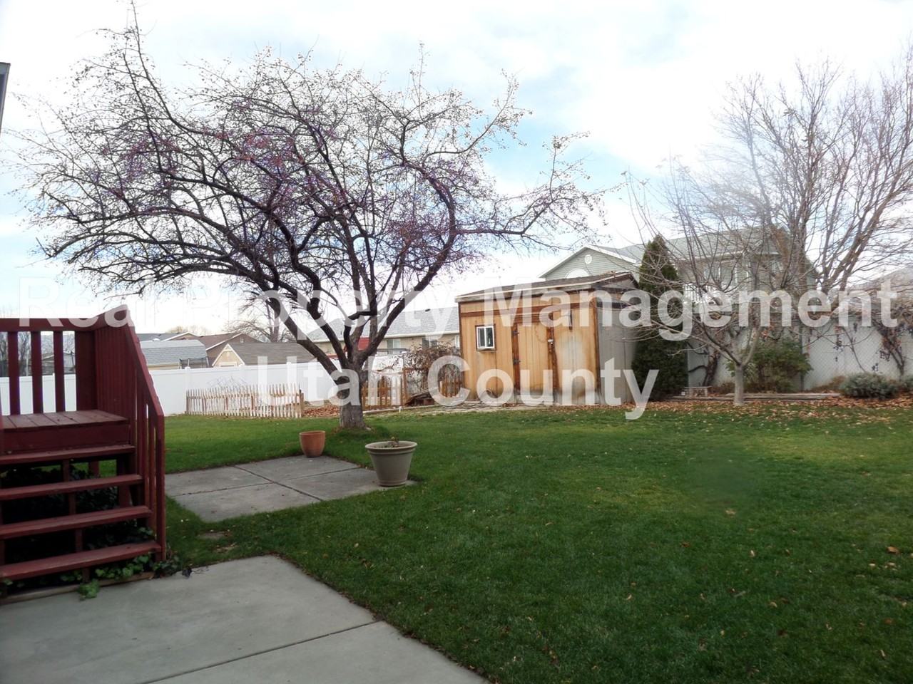 710 W 2350 N - Photo 7 of 40