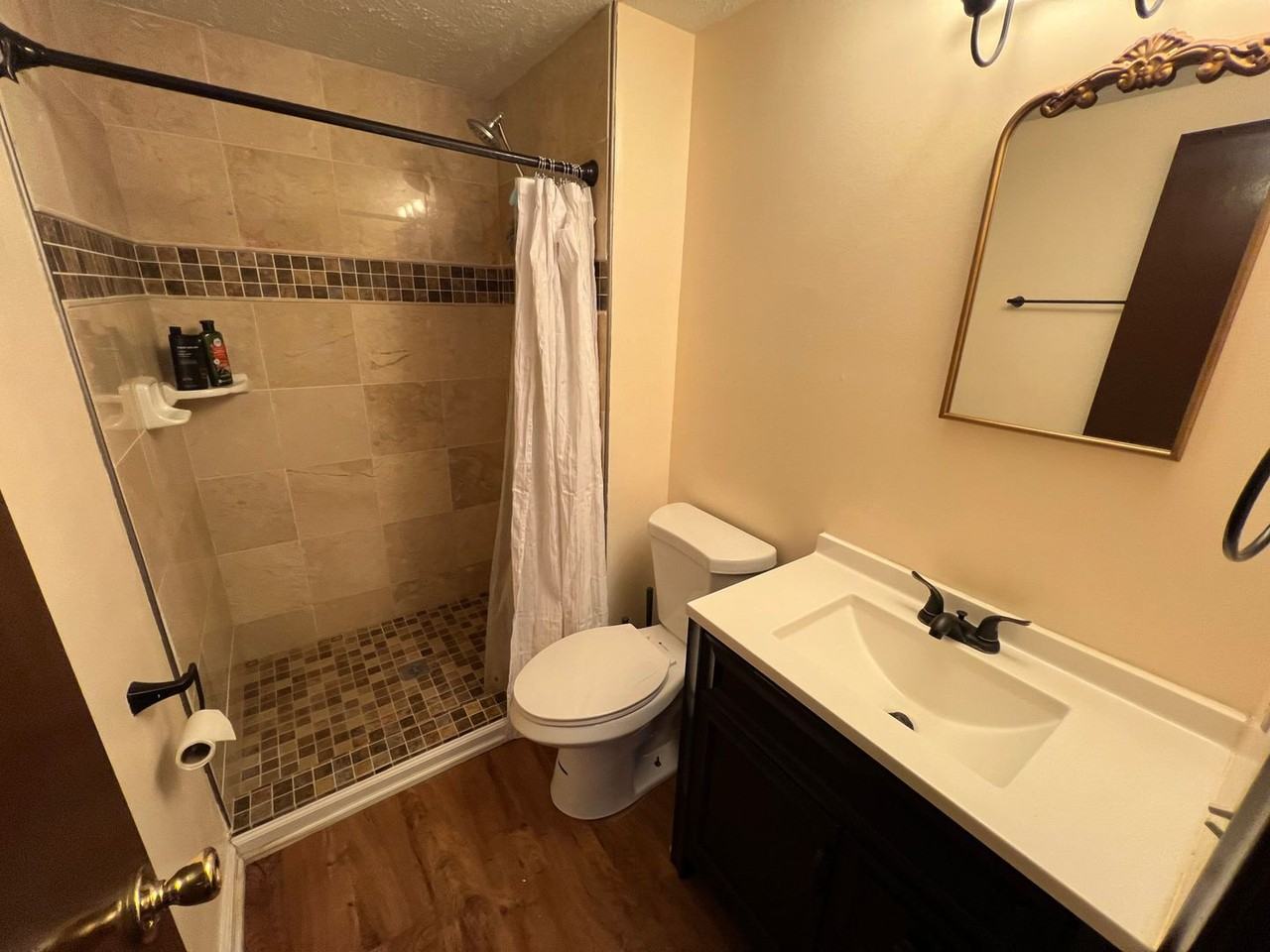 8021 Marisu Ln - Photo 7 of 14