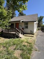 featured image of 2619 Scott St