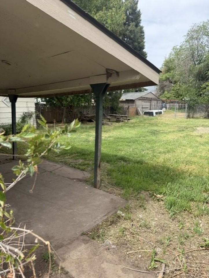 2619 Scott St - Photo 2 of 20