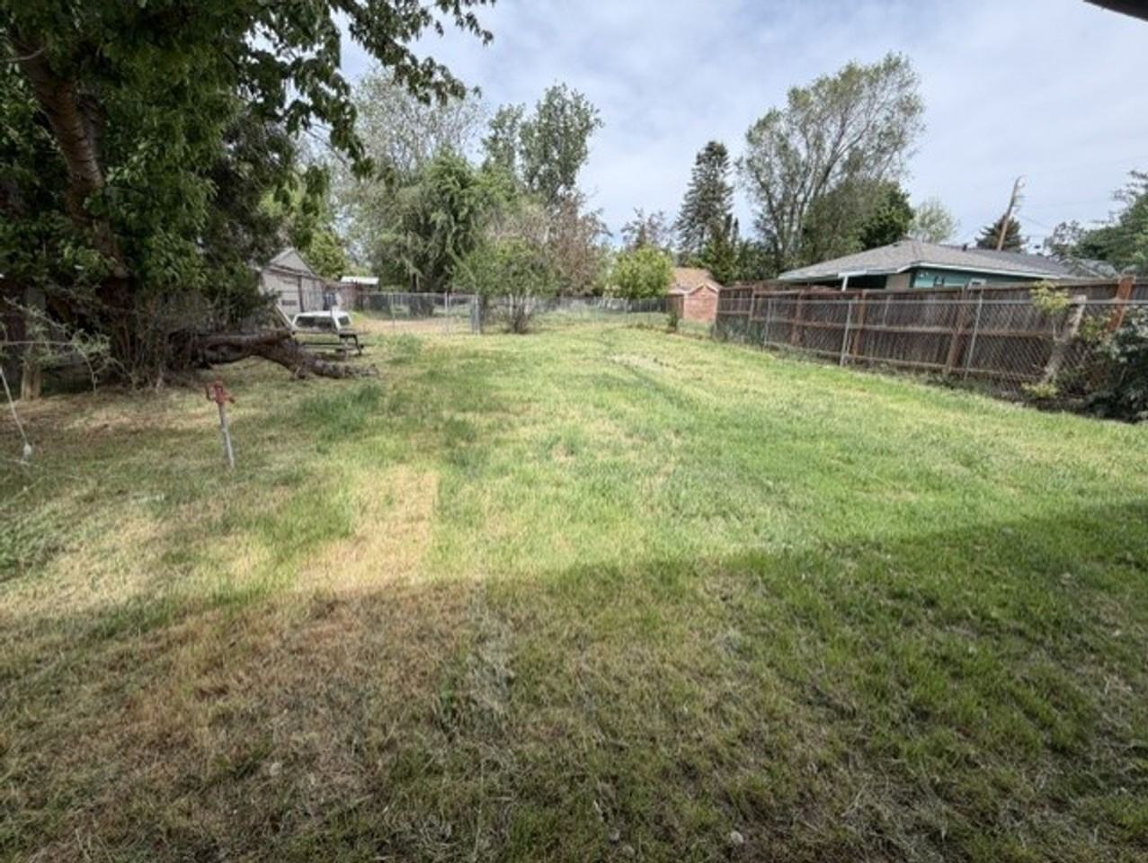 2619 Scott St - Photo 4 of 20