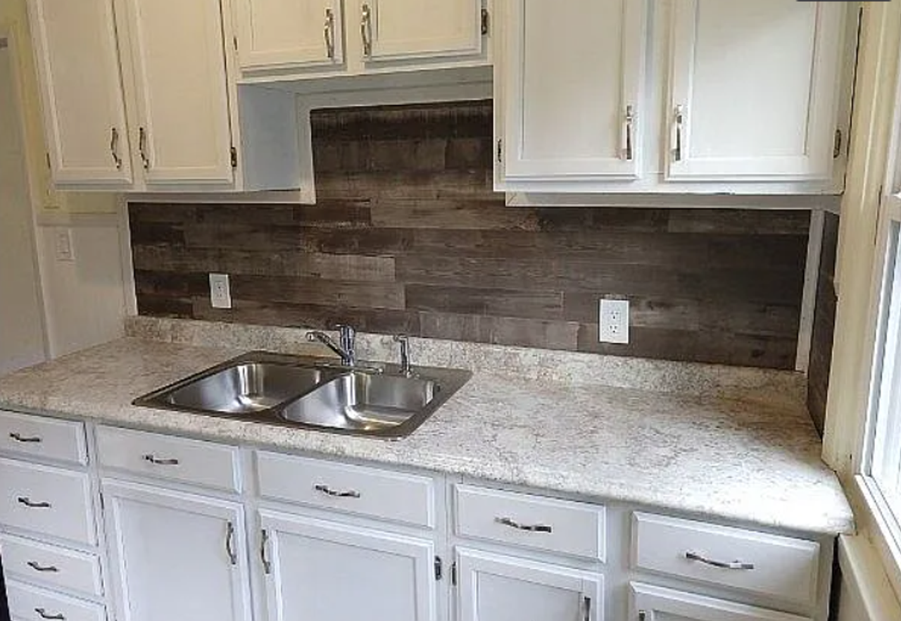 1718 22nd St - Photo 3 of 4