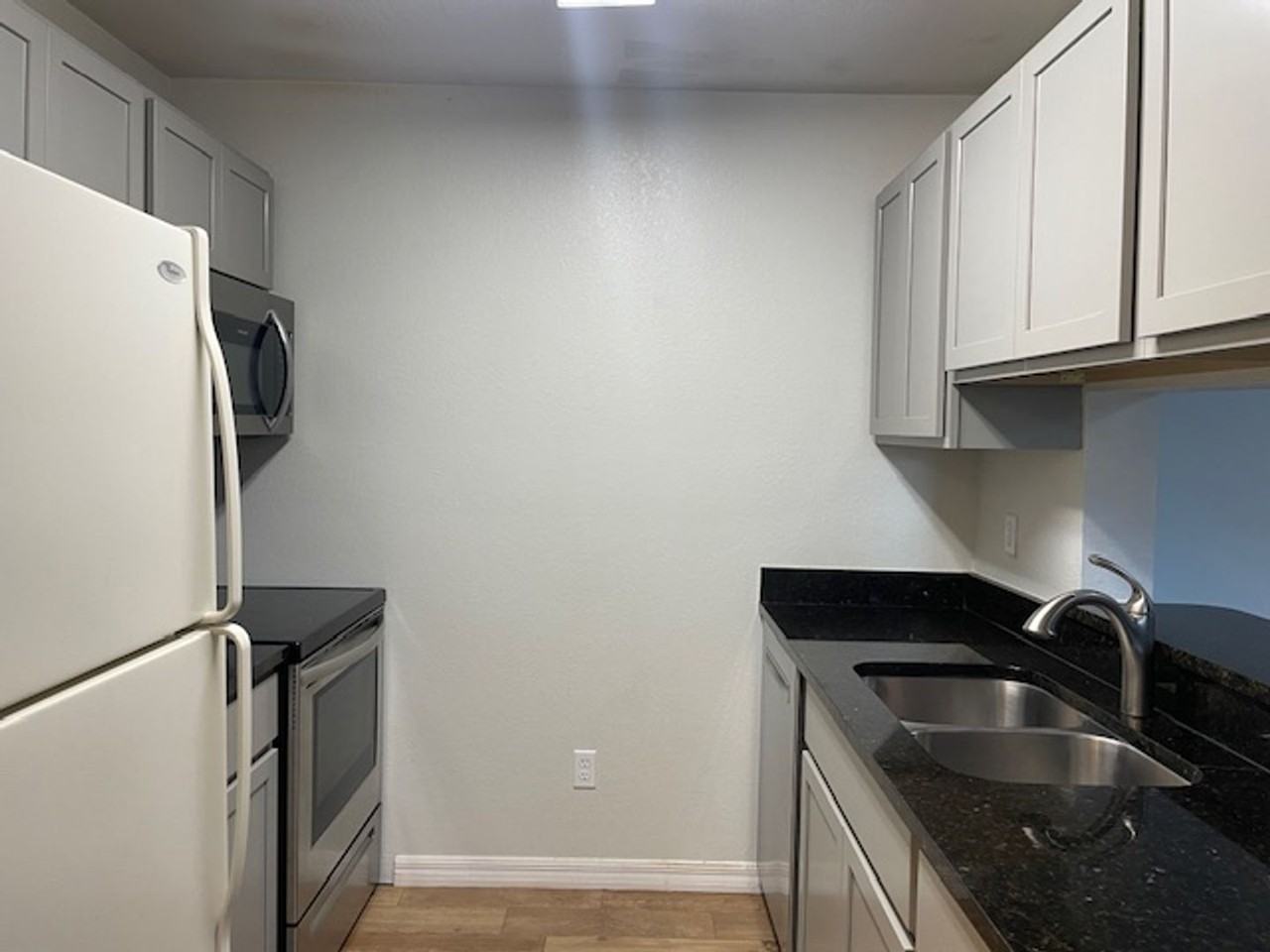 4028 Crockers Lake Blvd - Photo 3 of 17