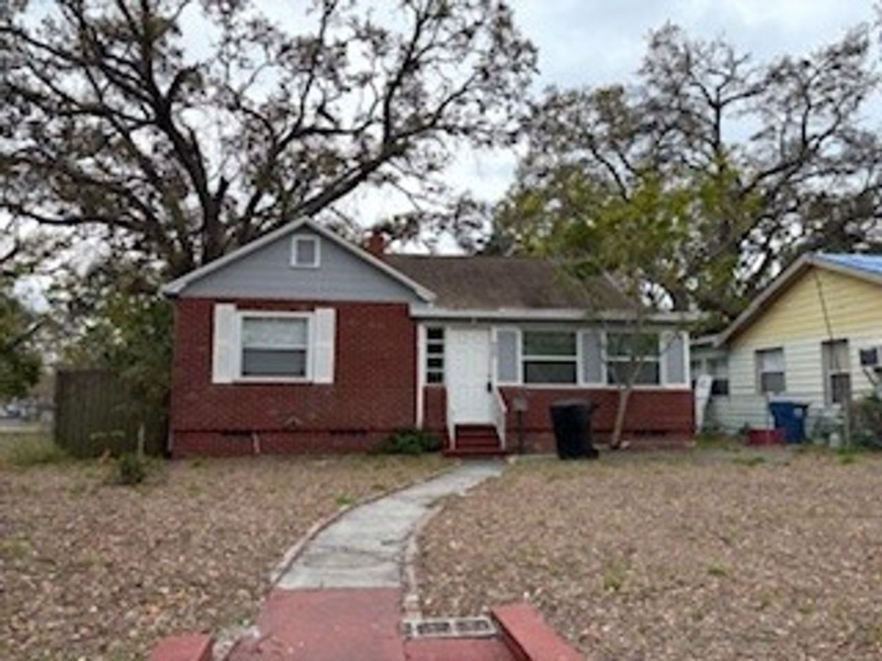 930 20th Ave S - Photo 2 of 24
