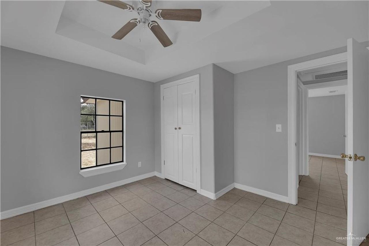 216 S Inspiration Blvd - Photo 7 of 15