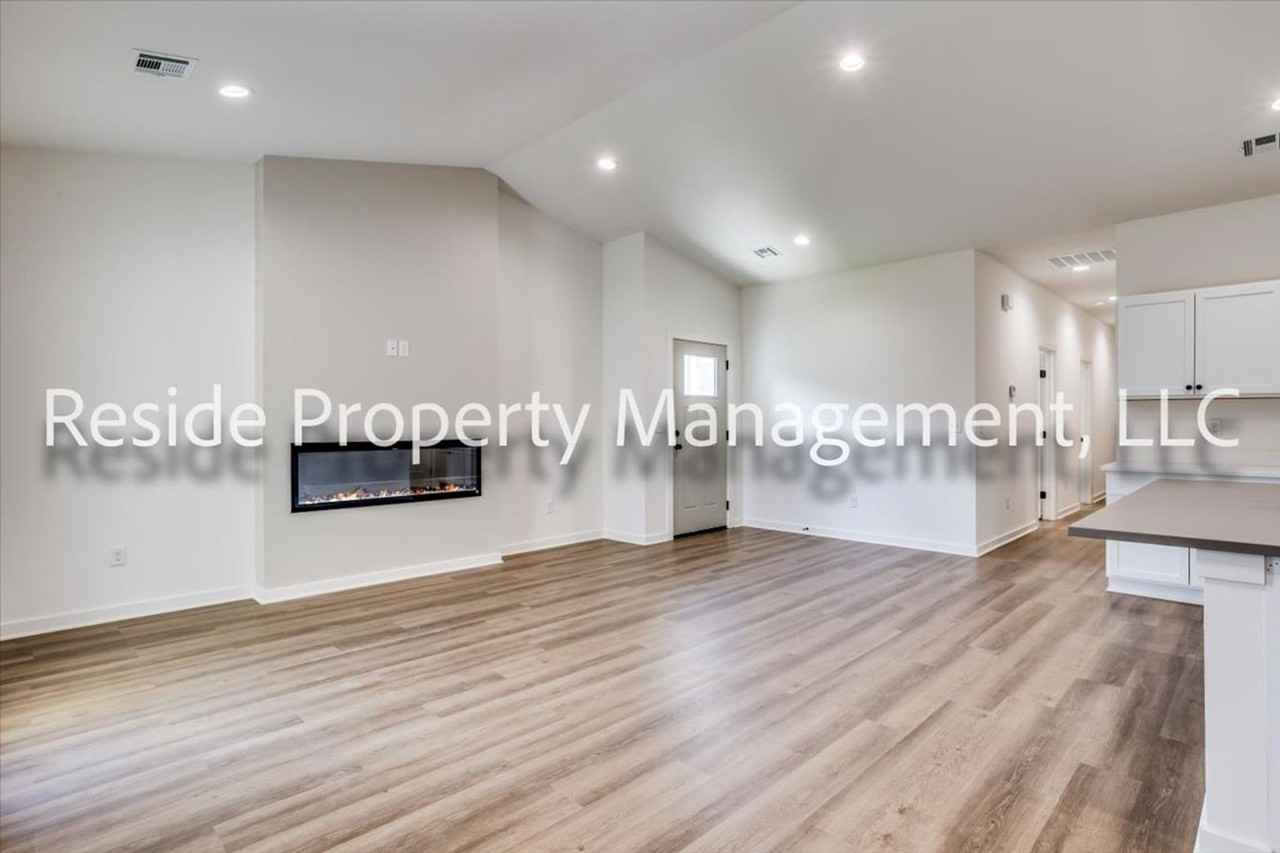 2142 N Melody Ct - Photo 6 of 23
