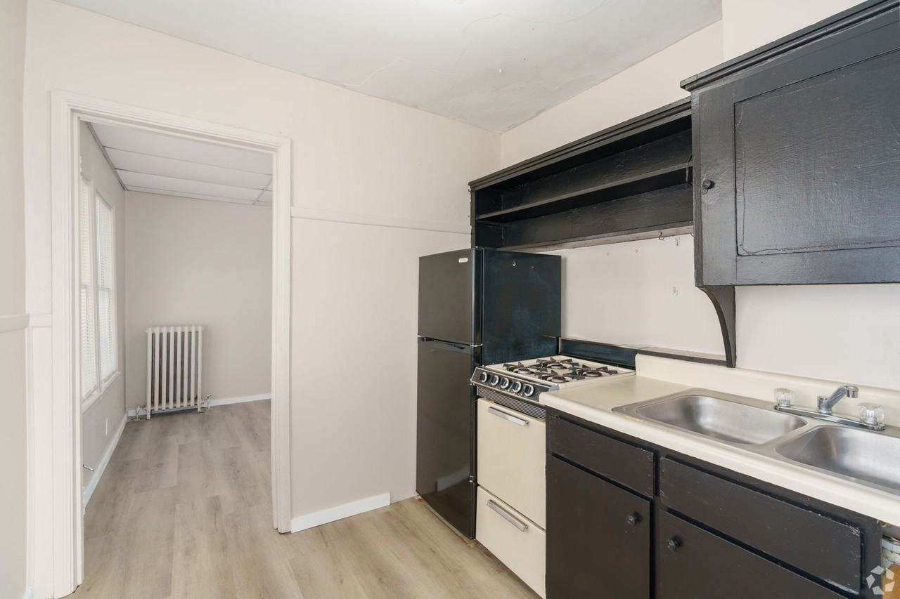 Biston Apartments - Photo 5 of 24
