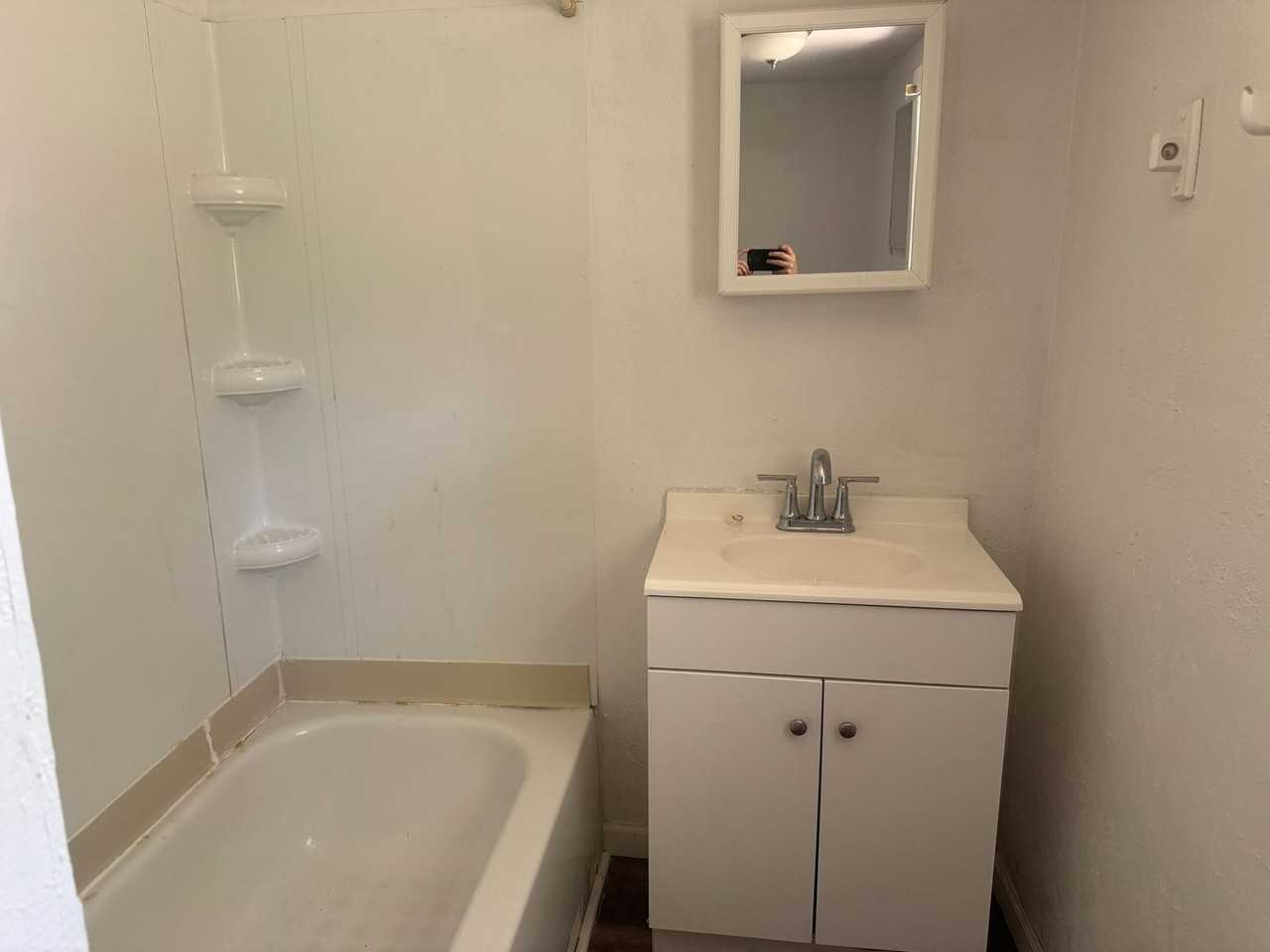 3018 N 10th St - Photo 7 of 9