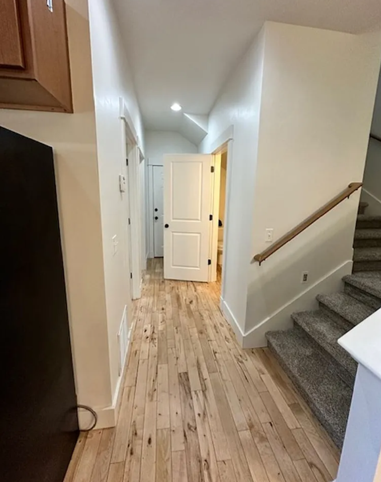 374 Kimball Ave #A - Photo 7 of 18