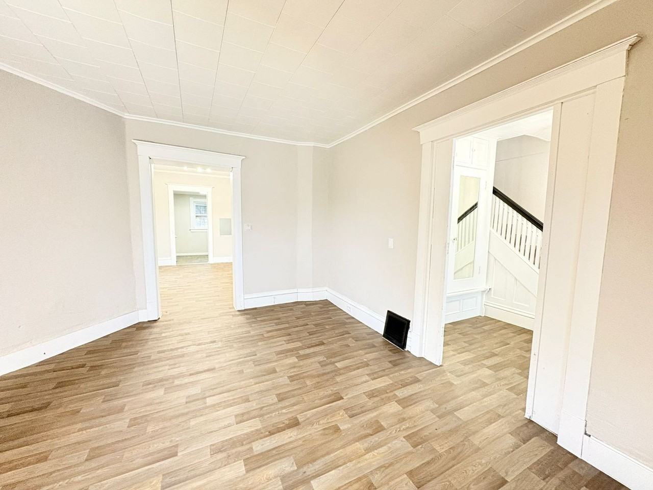 119 Winthrop St - Photo 6 of 27