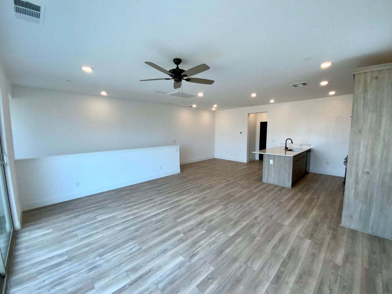10991 N Blackberry Dr - Photo 4 of 17
