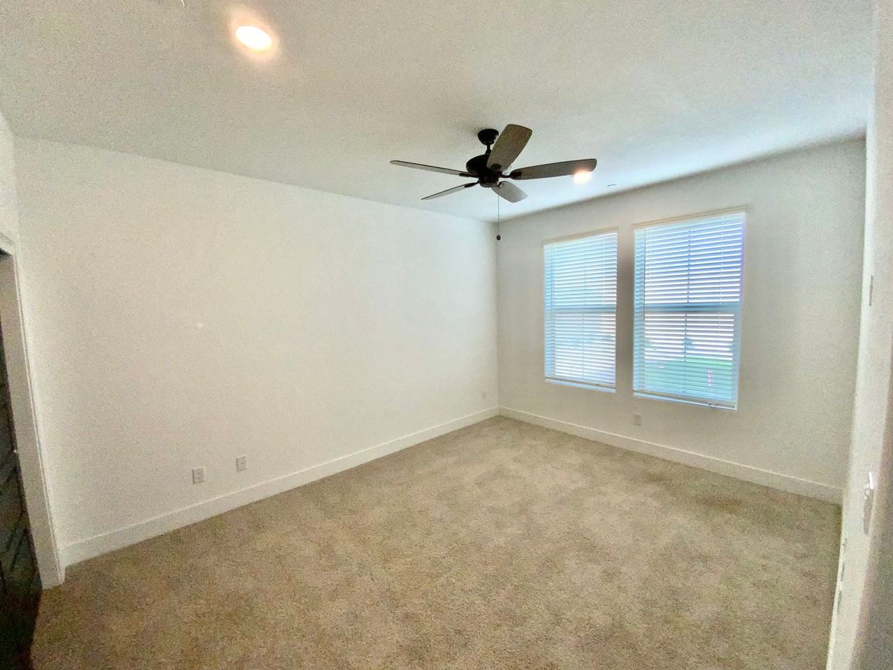 10991 N Blackberry Dr - Photo 6 of 17