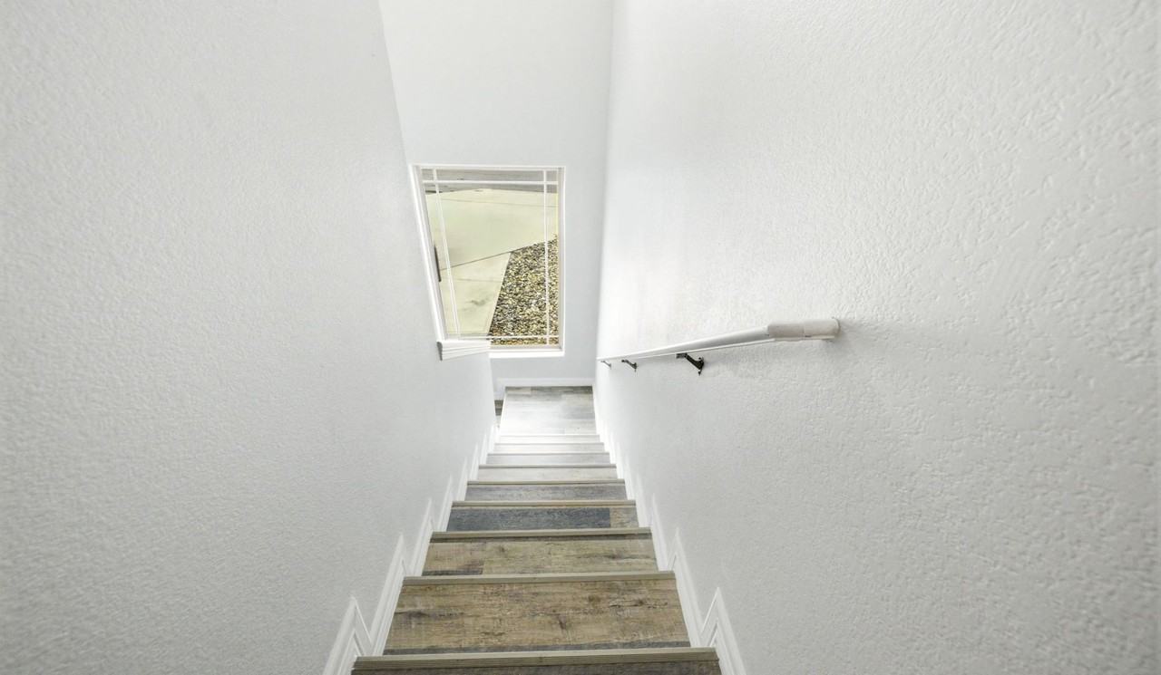 1205 Escondido Ln E #B - Photo 7 of 24