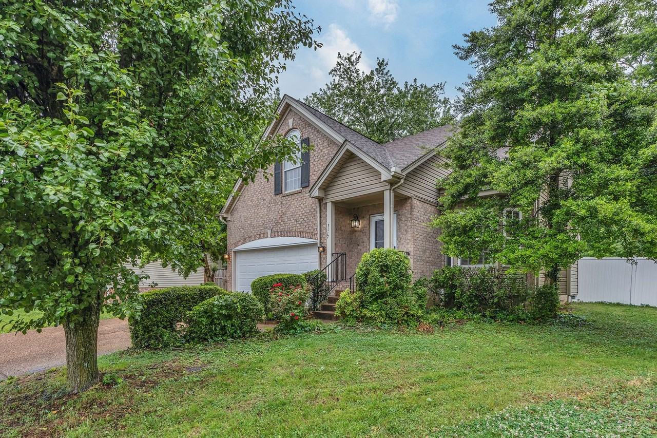 3117 Demetros Pl - Photo 3 of 33