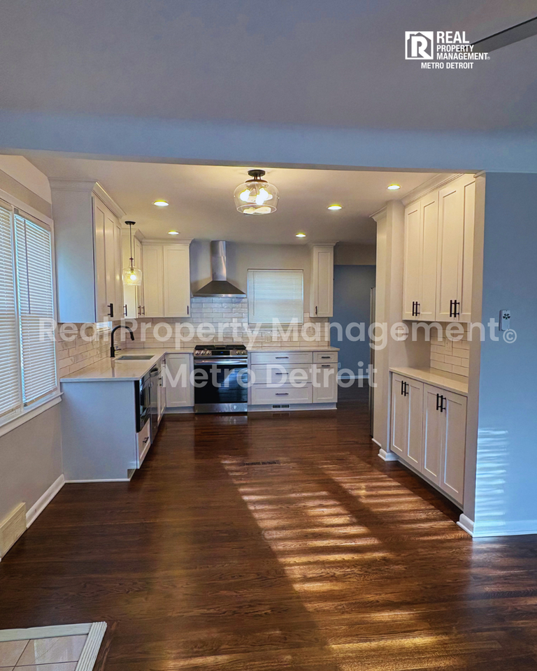 3003 Garden Ave - Photo 6 of 28