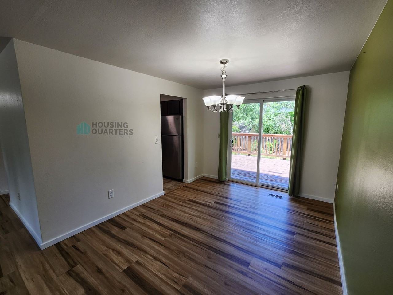 3318 S Bernard St - Photo 4 of 32