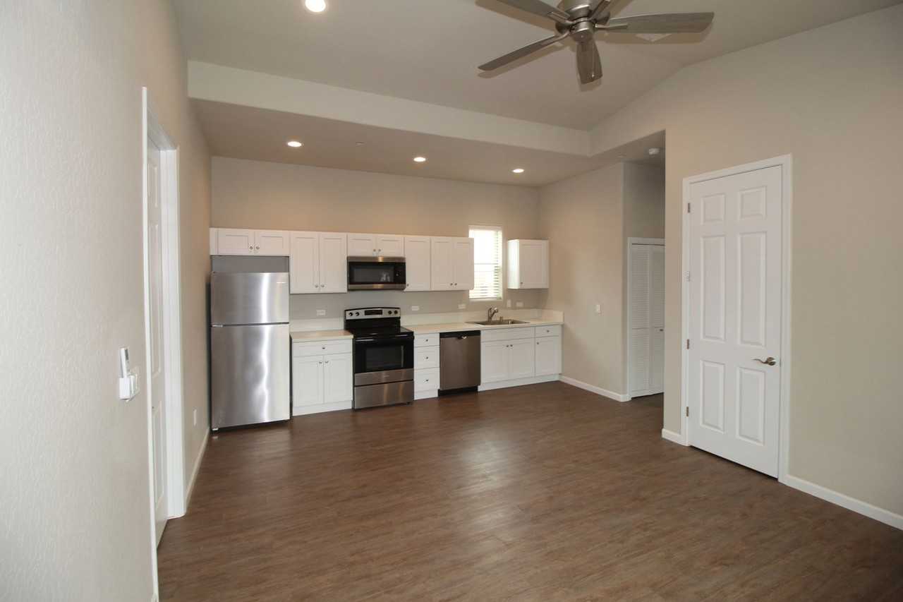 2365 N Arthur Ave - Photo 2 of 10