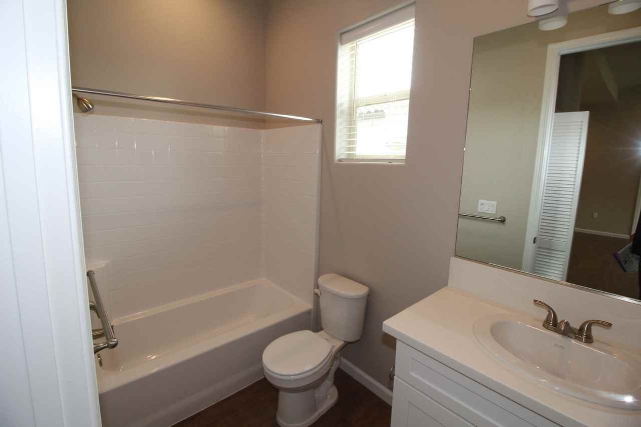 2365 N Arthur Ave - Photo 5 of 10