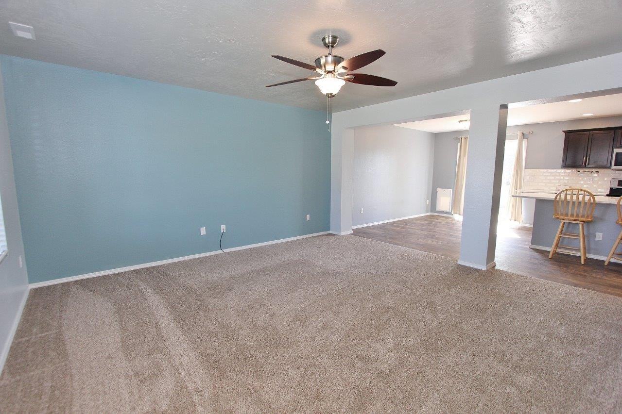 17707 Mesa Springs Ave - Photo 2 of 24