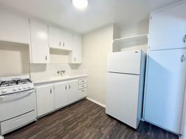 featured image of 4438 Kansas St