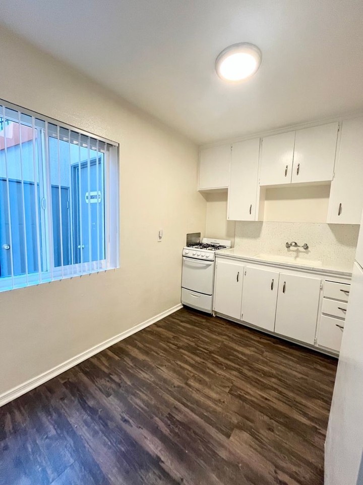 4438-44 Kansas Street - Photo 2 of 26