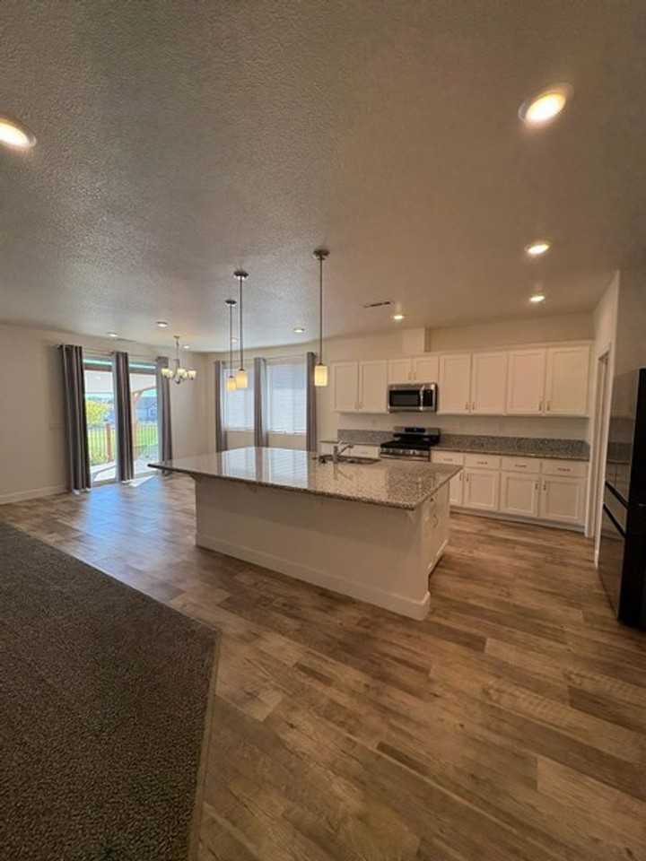 326 Bens Way - Photo 4 of 18