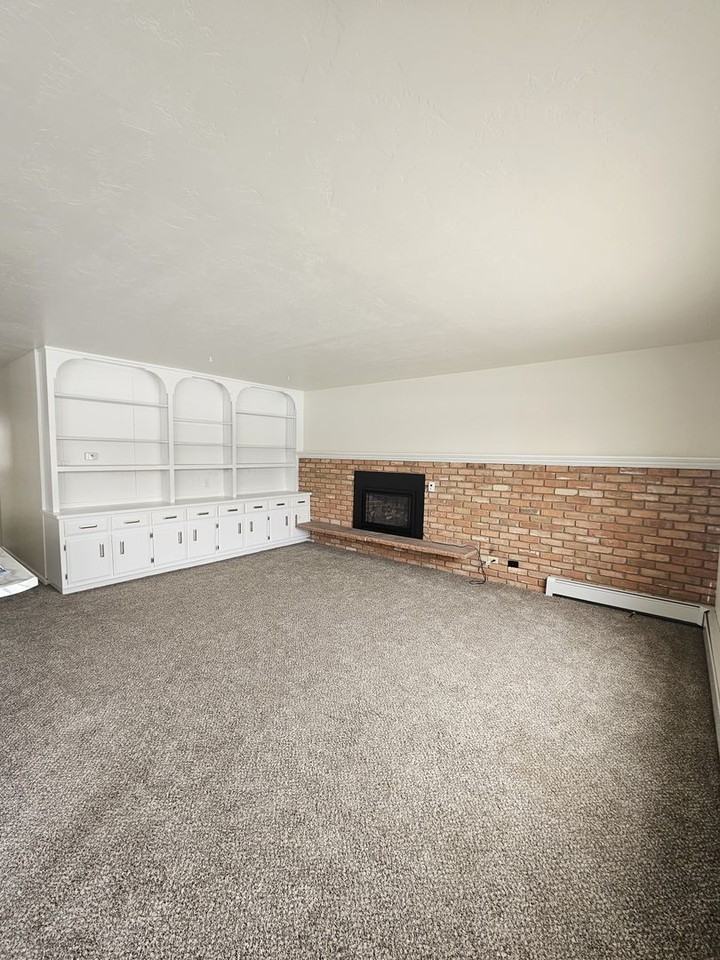 94 Primrose St - Photo 7 of 12