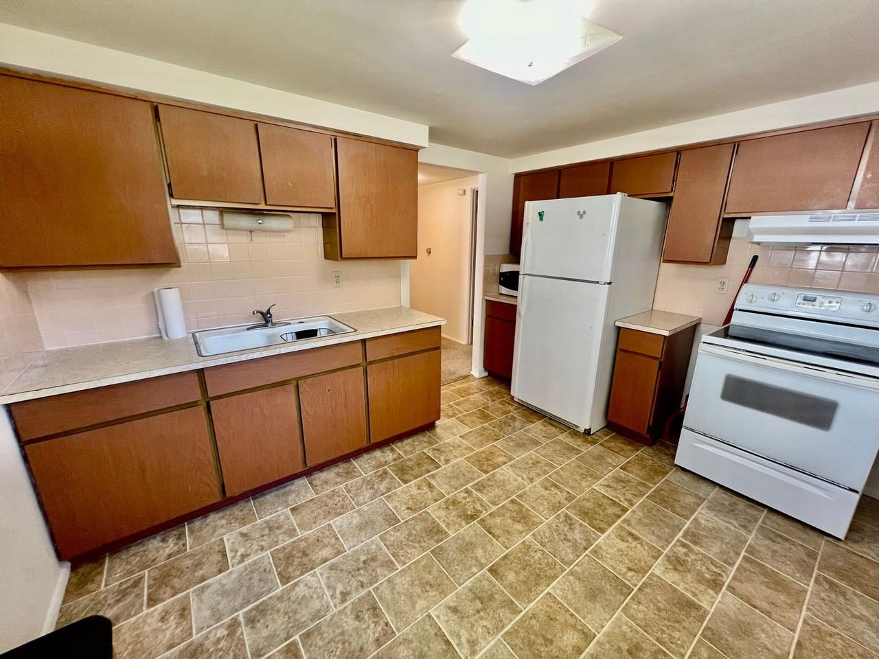 301 N. Main - Photo 4 of 14