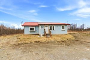 featured image of 12716 W Hawk Ln