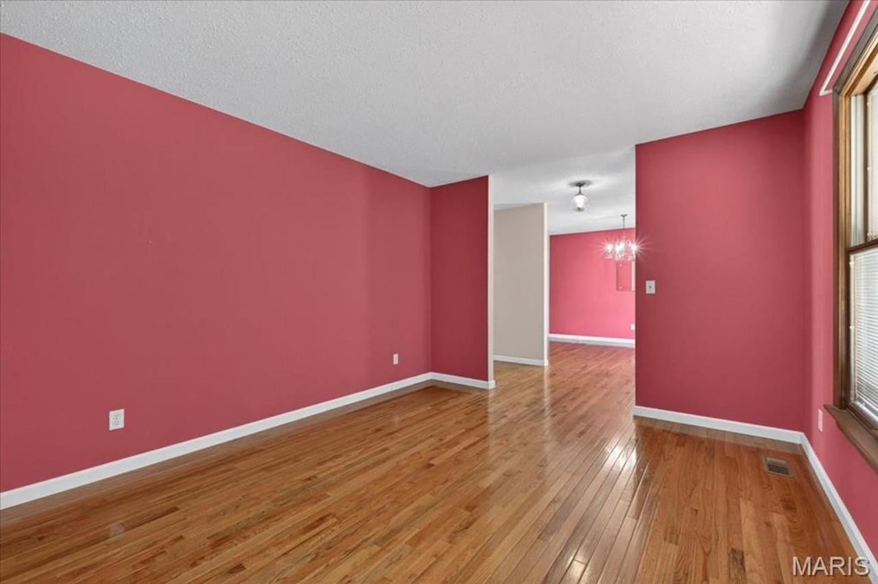 4038 N Bridge Dr - Photo 3 of 28