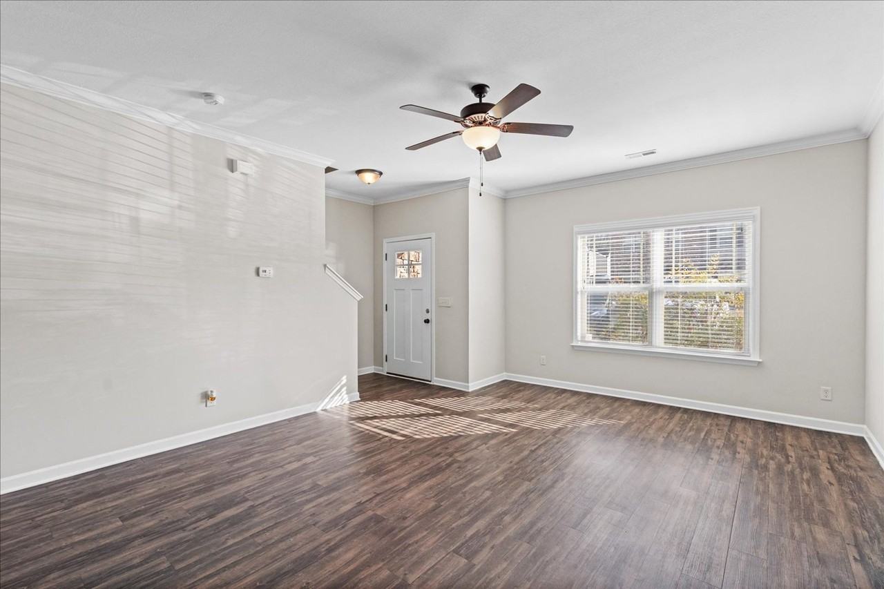 Lennox Commons - Photo 2 of 29