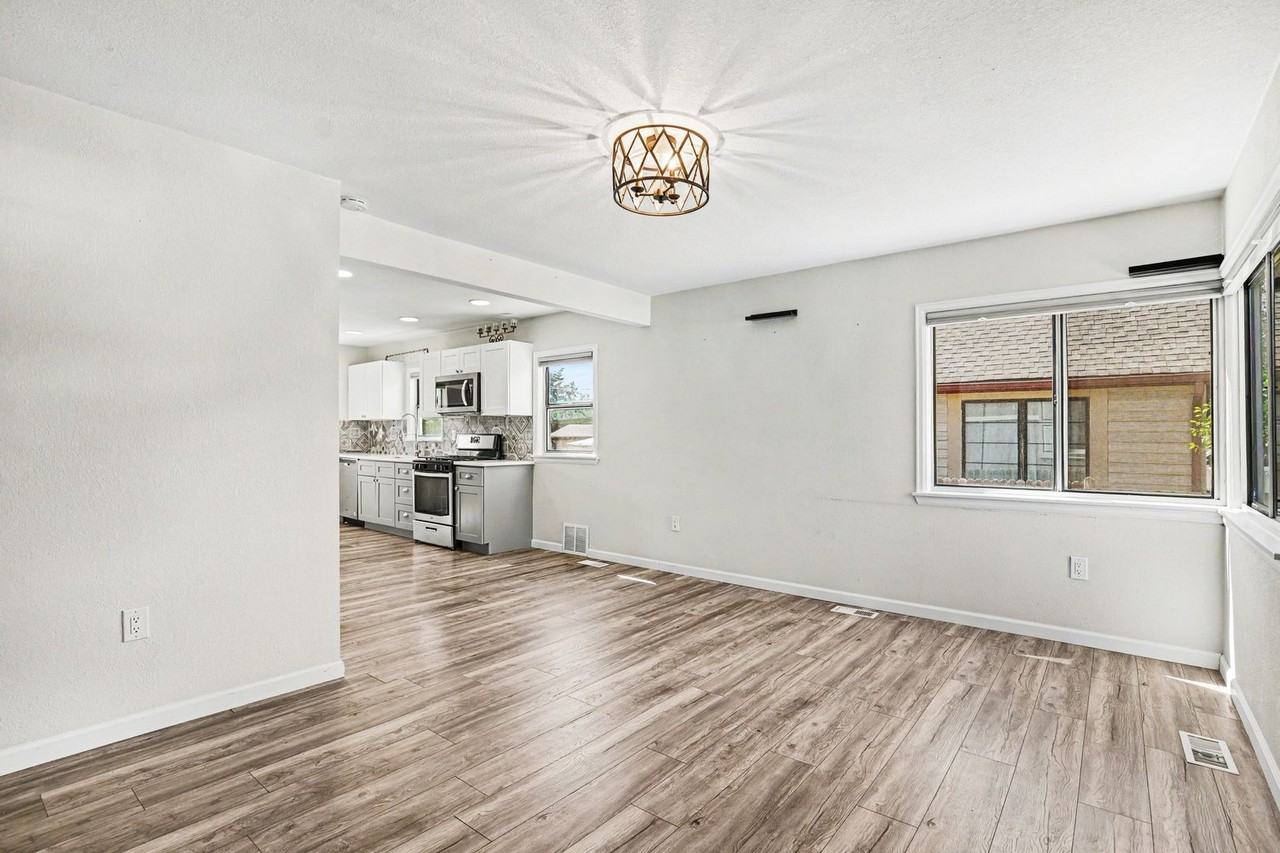 664 S Osceola St - Photo 3 of 23