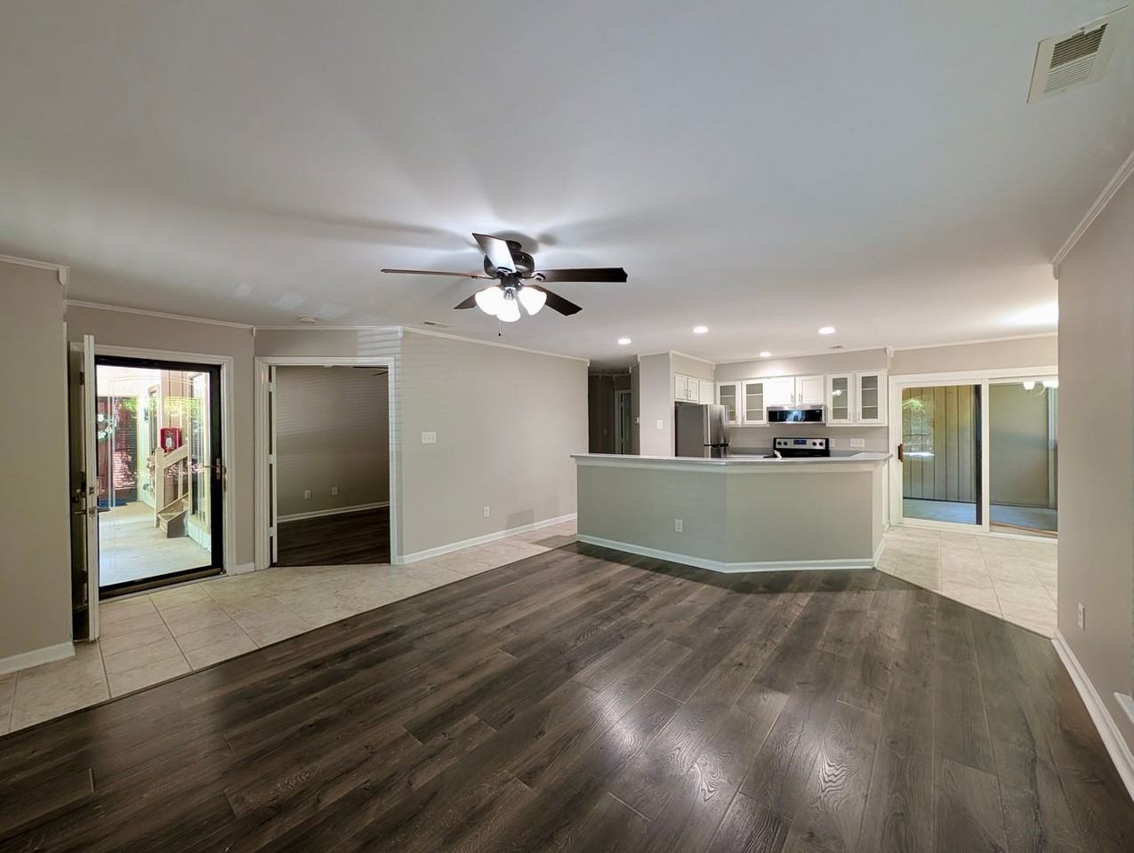 311 New Kent Pl - Photo 5 of 18