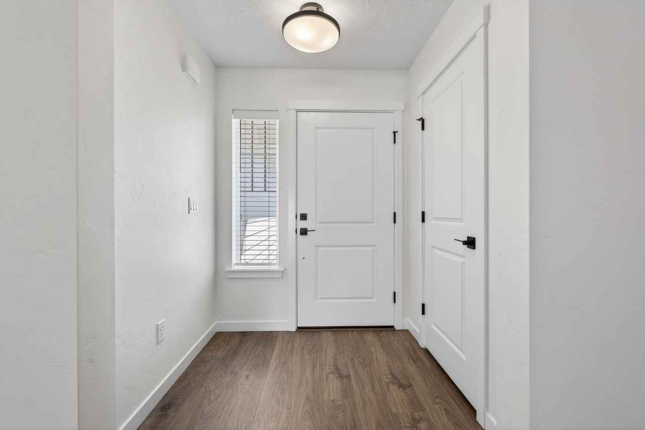17543 Colter Ridge Ave - Photo 2 of 19